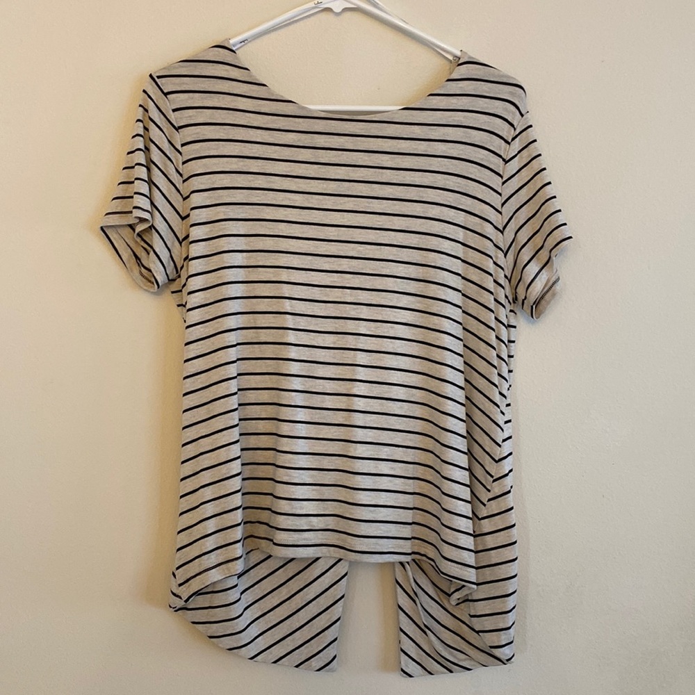 Lulus Striped Twist Back Tee
